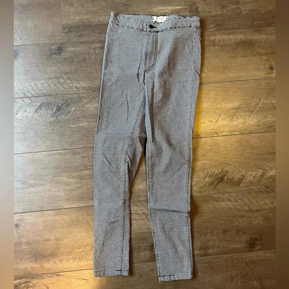We The Free | Houndstooth High Rise Skinny Jeans - Picture 3 of 4